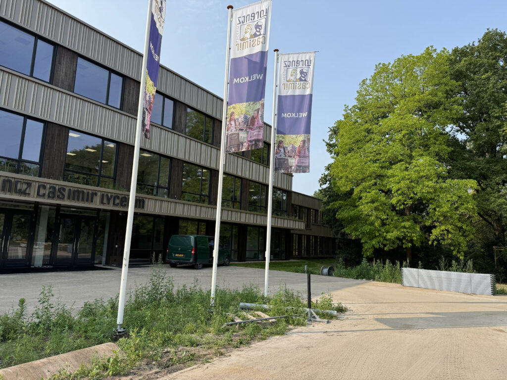 nieuwbouw foto vlaggen